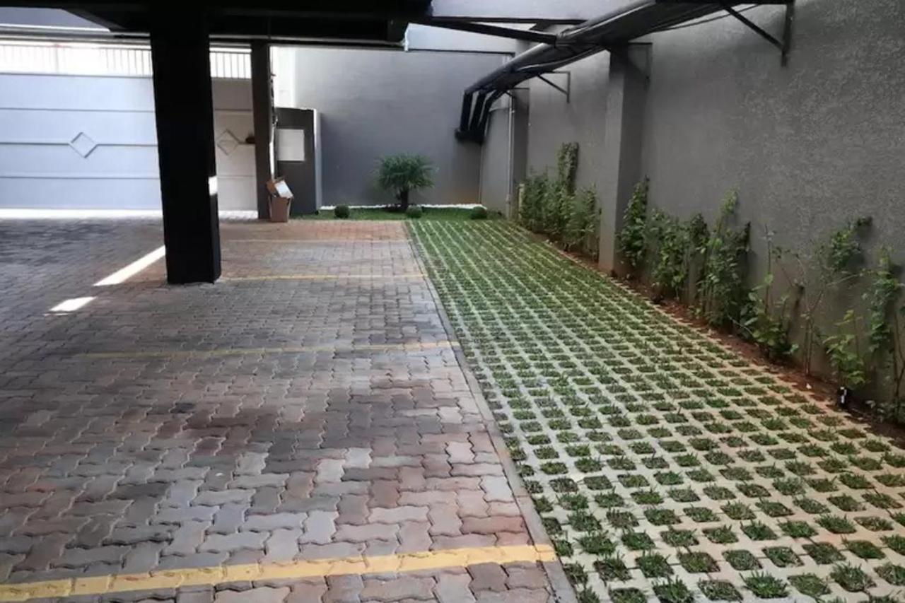 Aparthotel อาทิบายา ภายนอก รูปภาพ
